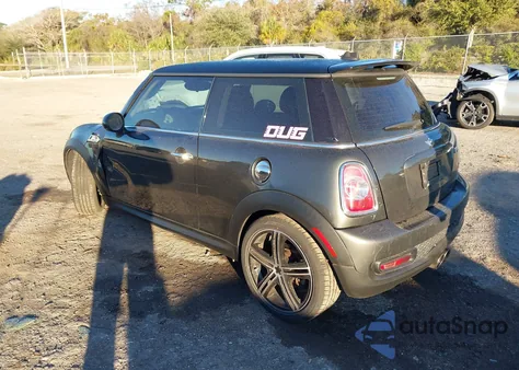 2013 Mini Hardtop Cooper S из США, поврежденный, VIN WMWSV3C55DT476698
